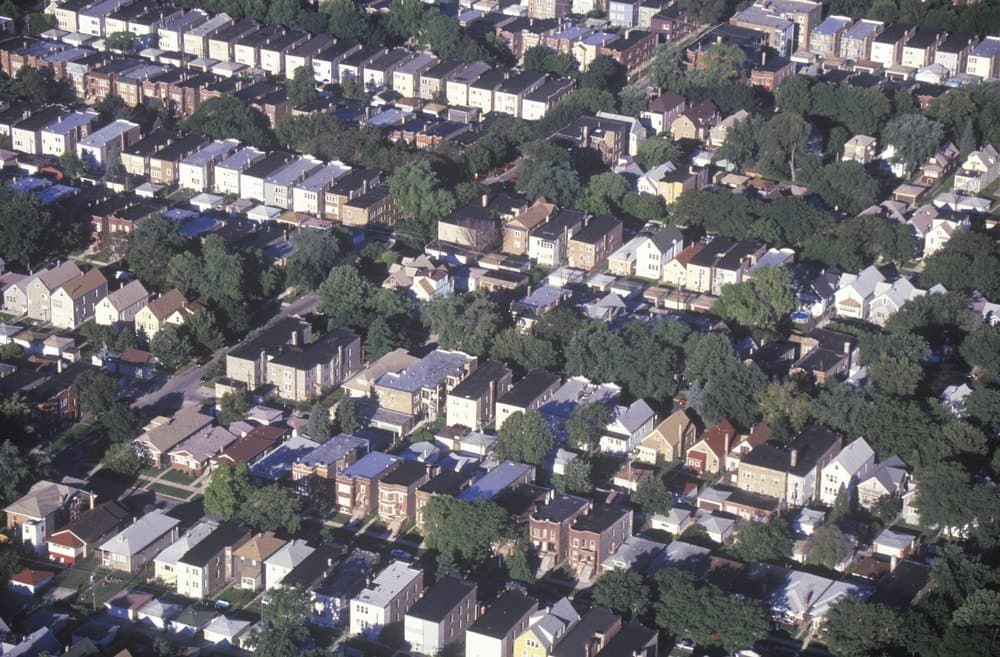 Illinois Housing Squeeze: 35% of Voters Consider Exodus as Pritzker Be