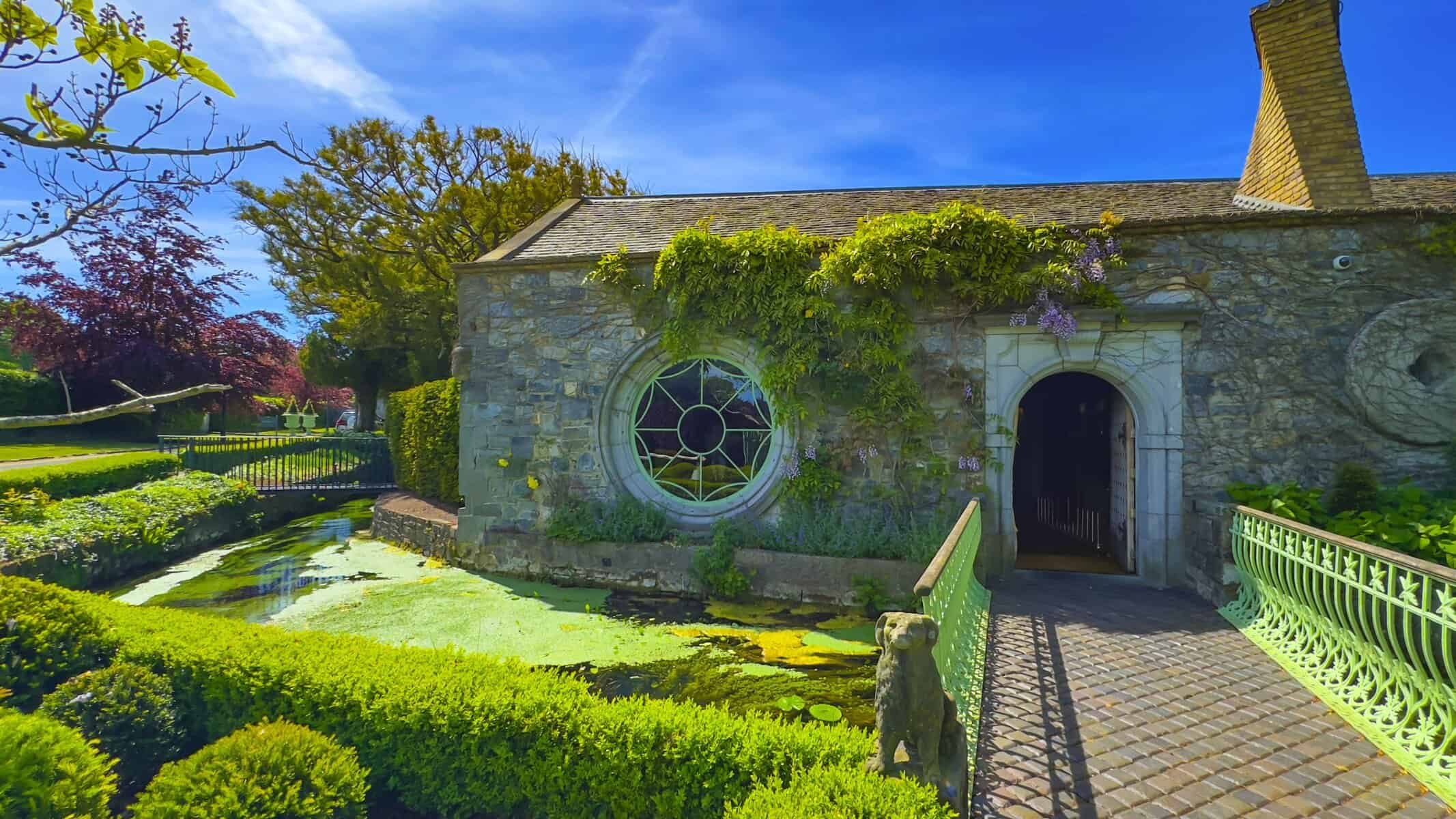 Lujo Irlandés: Un Pueblo del Siglo XVIII Restaurado por el Cofundador